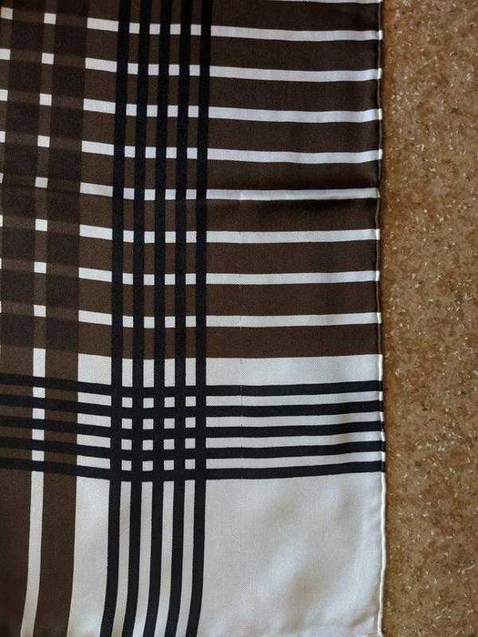 Шелковый платок Yves Saint Laurent Silk Scarf