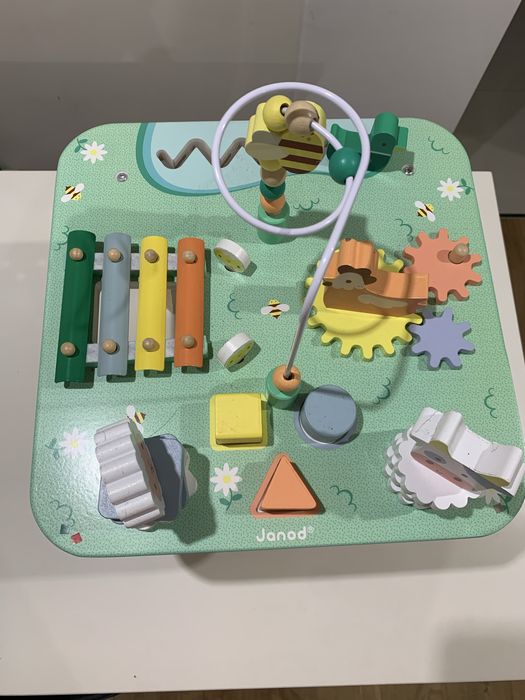 Mesa de atividades Prado Janod