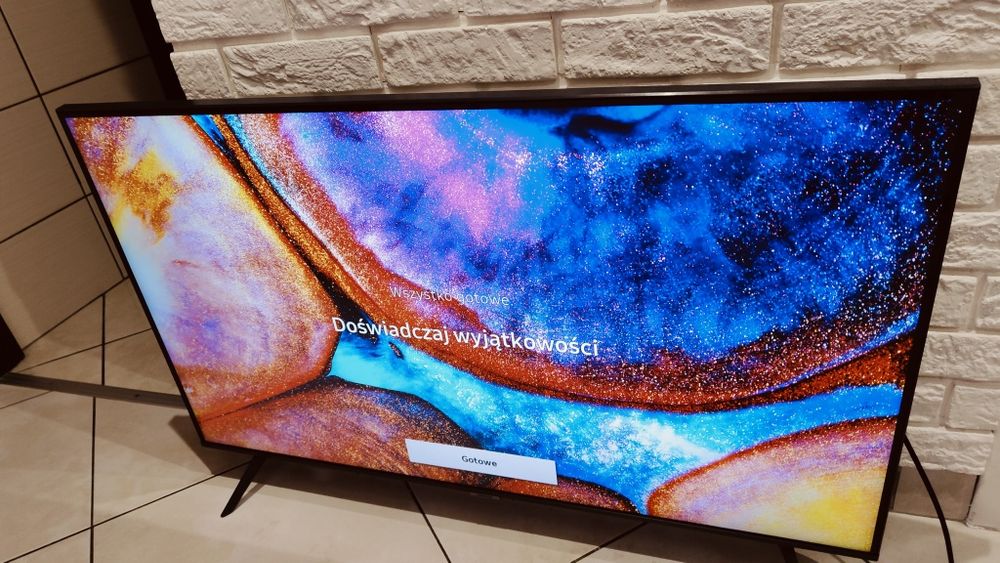 Samsung 43cali smart tv  4K UHD z Wi-Fi, z konca 2022r