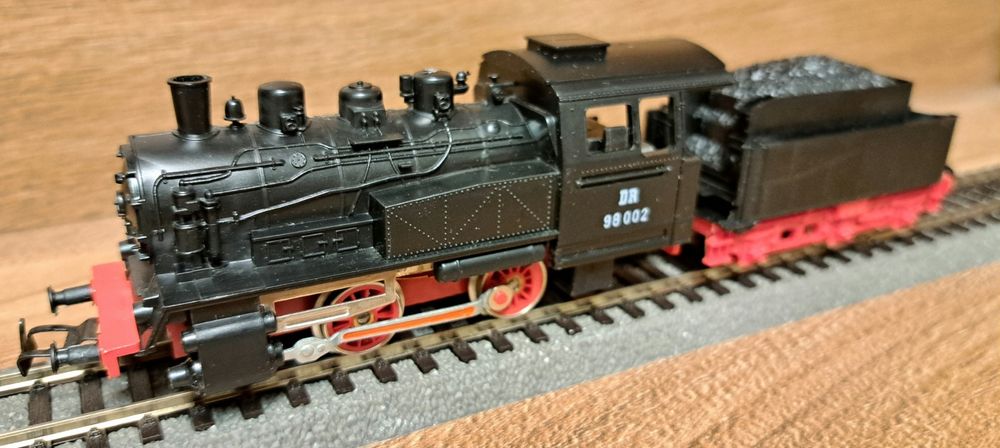Паровоз PIKO BR 98 002 у масштабі H0 (1:87).: 1 600 грн
