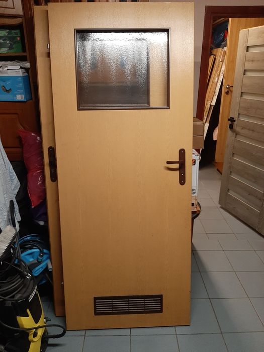 Drzwi wewnętrzne 80 lewe