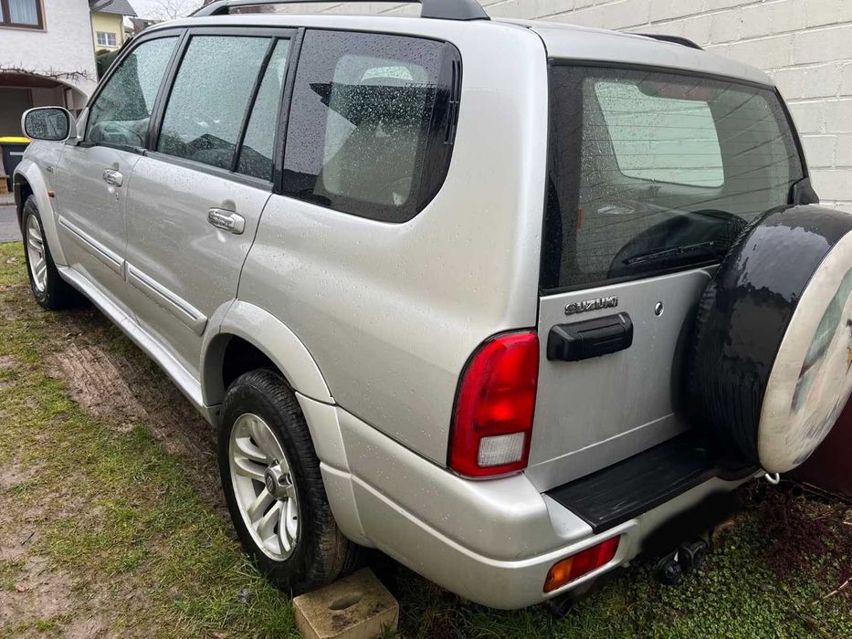Suzuki Grand Vitara XL-7 2.0 HDi
