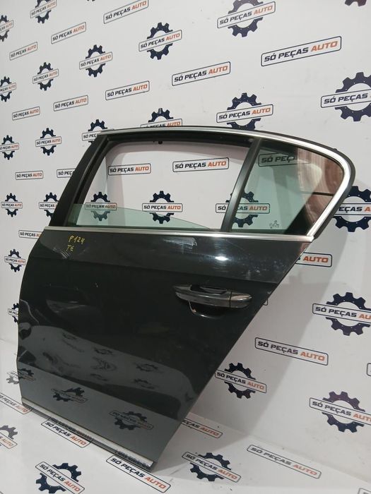 PORTA TRASEIRA ESQUERDA CINZA VOLKSWAGEN PASSAT SALOON B6 2.0TDI PD AN