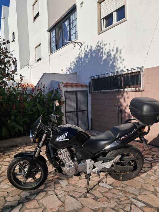 Honda CBF500 (2004)