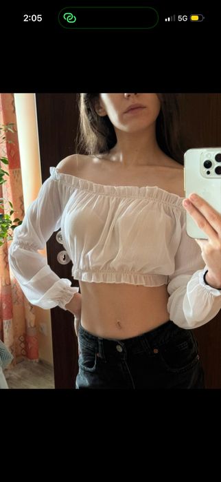 półprzezroczysty top