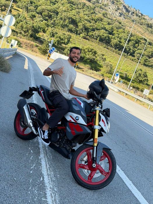Moto BMW 310r 2022