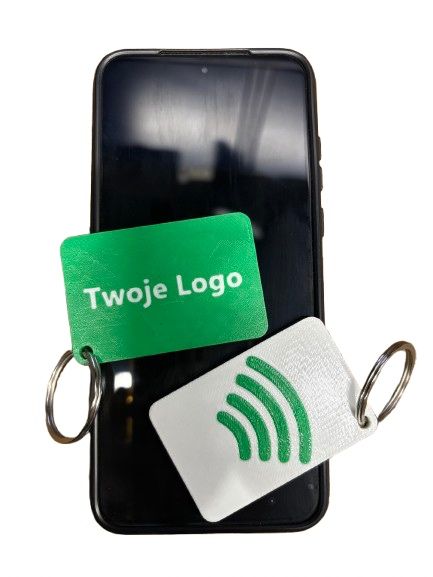 Breloczek NFC z personalizacją – druk 3D + własne logo!
