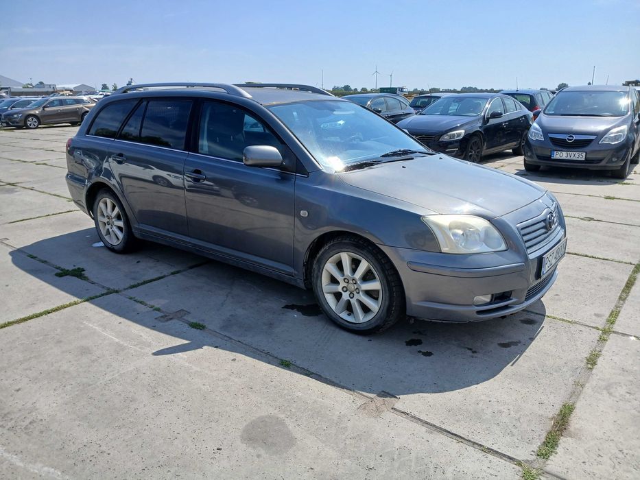Toyota Avensis 2,0 diesel, 237 tyś/km