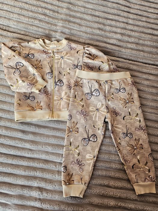 Спортивний костюмчик р 92.