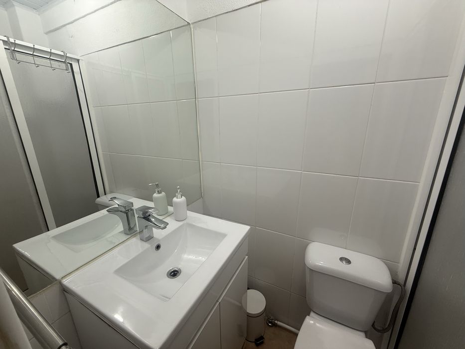 Aluga-se estudio em Faro - Penha