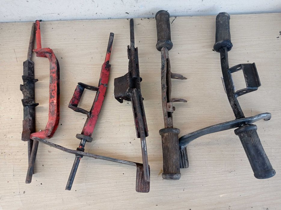 Stopki centralne - podnóżki - Komar, Romet, Jawa 50 (25.4)