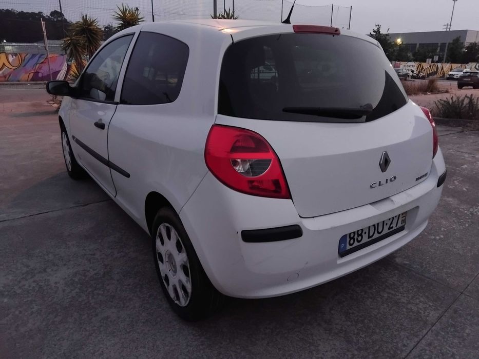 Renault clio 3 comercial