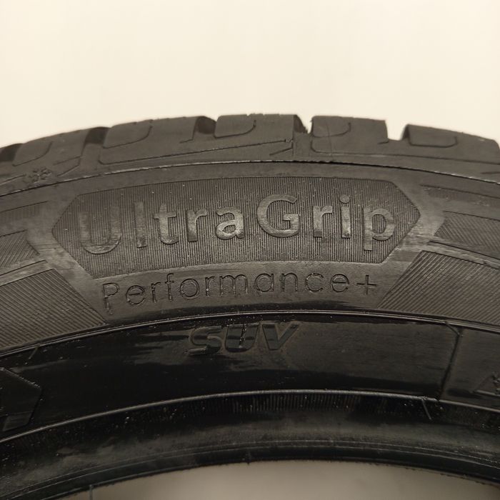 235/55R19 Goodyear Ultra Grip Performance+