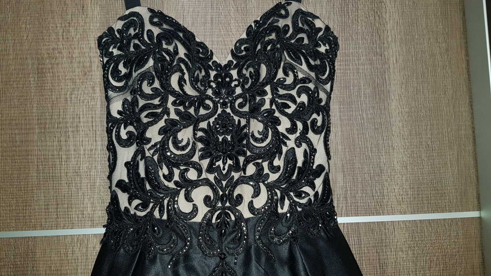 Выпускное вечернее платье JOVANI