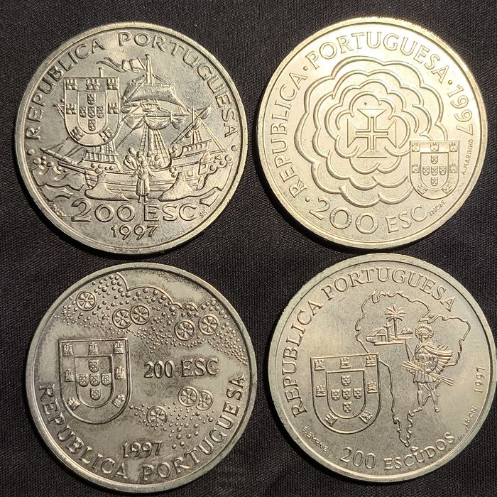 Conjunto de 4 moedas de 200Esc. - 8° Serie  Descobrimentos.