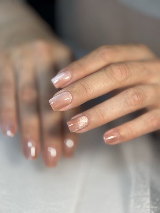 Манікюр/Корекція/Нарощення