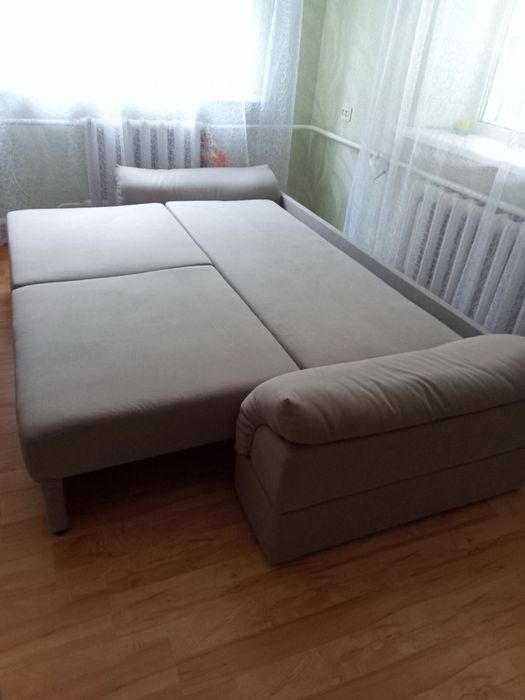 Продам гарний Диван