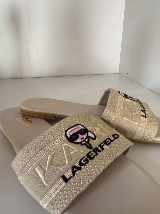 Nowe beżowe klapki Karl Lagerfeld