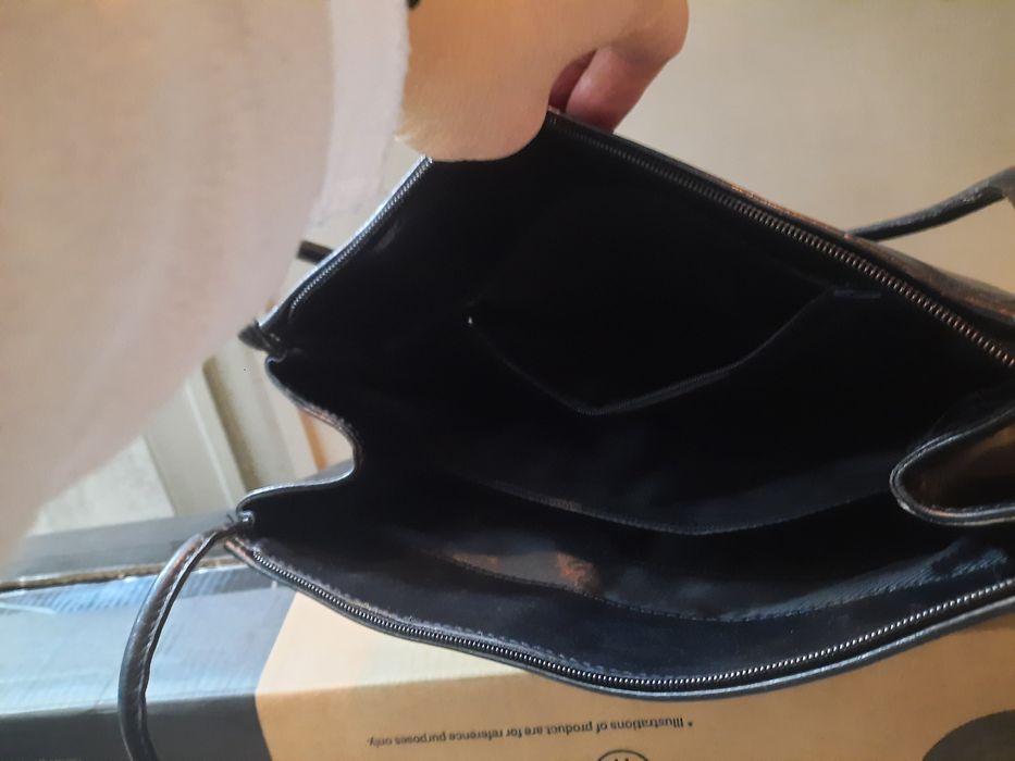 Mala preta pele genuina