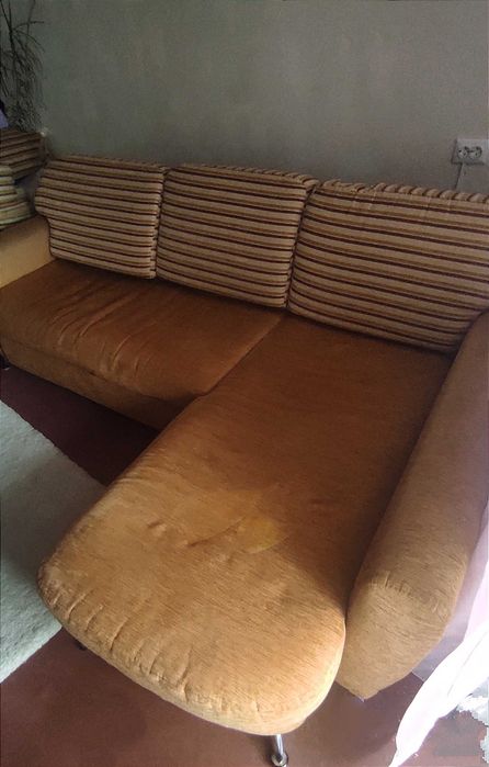 Продам диван срочно