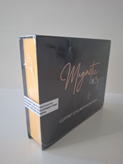 Eyeliner magnetico e pestanas
