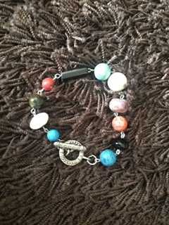 pulseira de pedras colorida