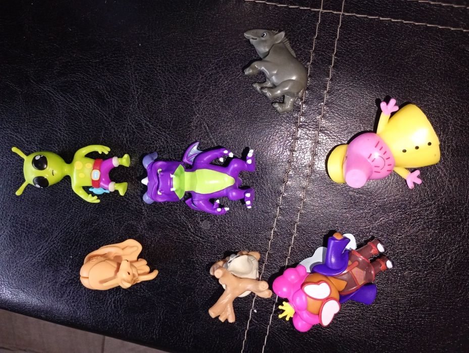 Фігурки  kinder,stumble guys