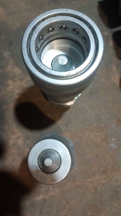 Запчастини 2 птс 4