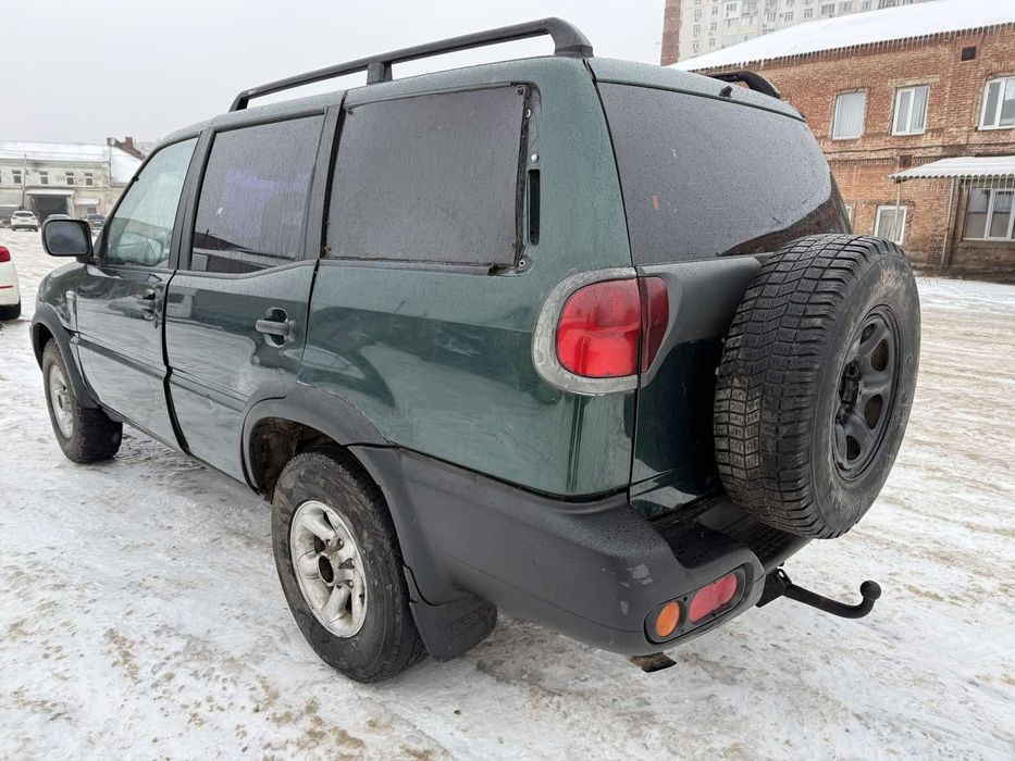 Nissan Terrano 2001рік 2,7дизель повний привід 4х4