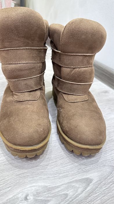 Зимові чоботи 38