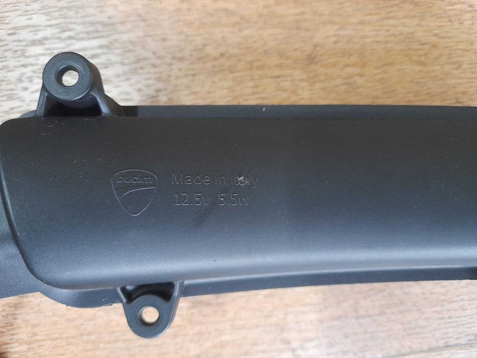 PISCA DIANTEIRO DIREITO ORIGINAL PARA DUCATI MULTISTRADA 950 S