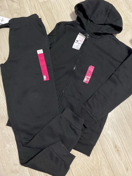 Тепле худі на байці Primark різних розмірів