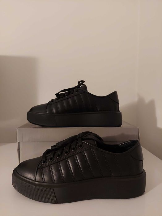 Sneakersy Venezia skórzane NOWE