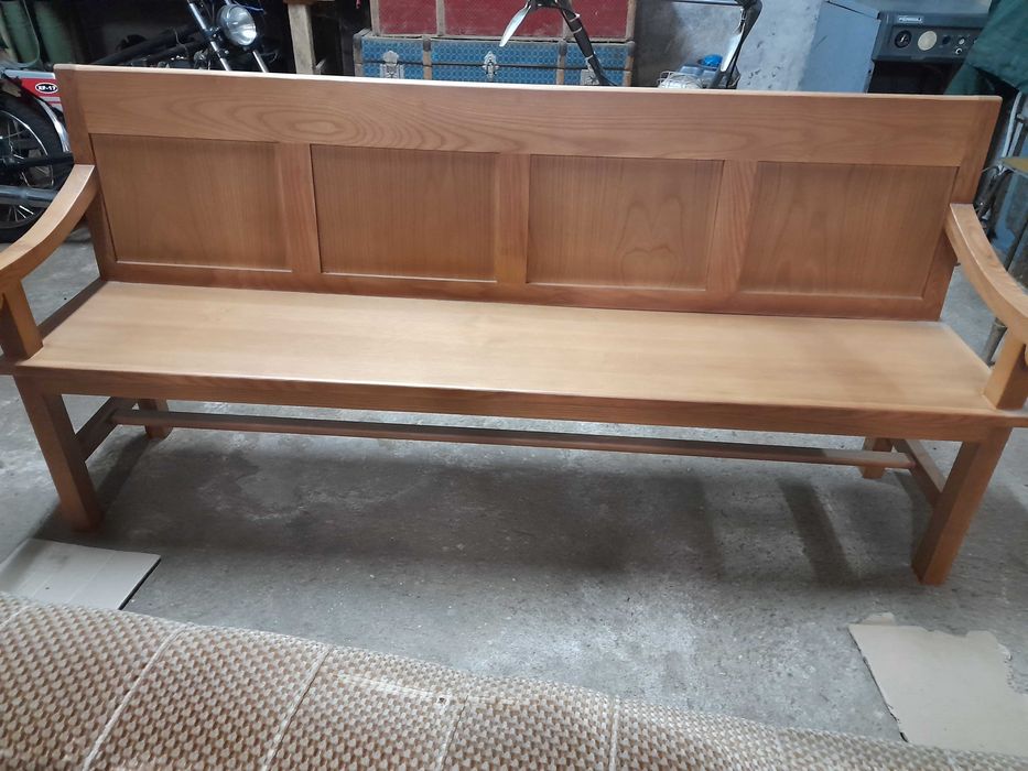 Banco vintage em madeira