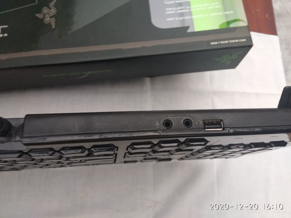 Teclado Razer Lycosa Mirror