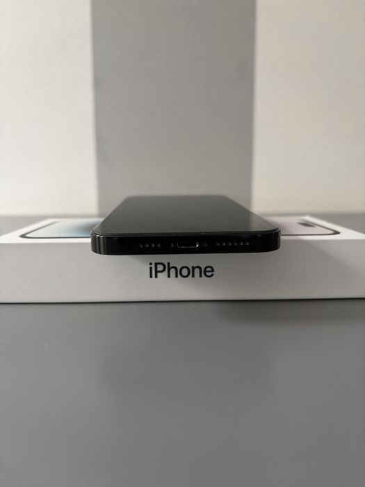 iPhone 14 Pro Max gwiezdna czerń