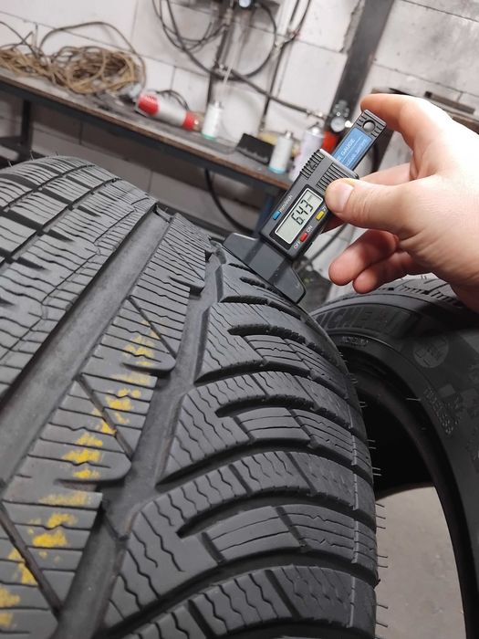 Шини бу 235/45 R19 Michelin Pilot Alpin PA4 Комплект Зима