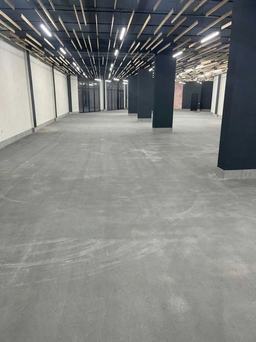 Професійне миття підлоги Будівельний клінінг Миття промислової підлоги