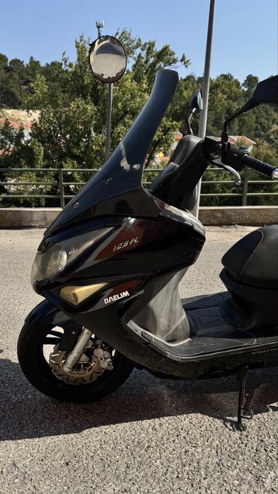 Scooter DAELIM S3 - 125 cc (PARA PEÇAS)