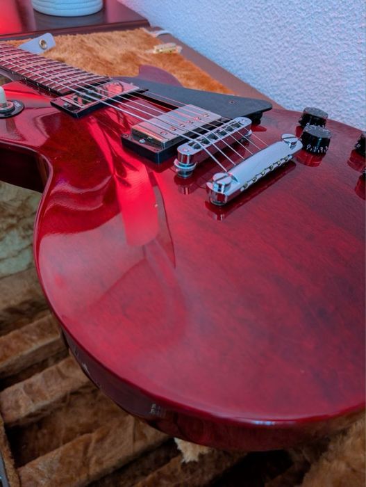 Gibson Les Paul Studio 2008 Wine Red
