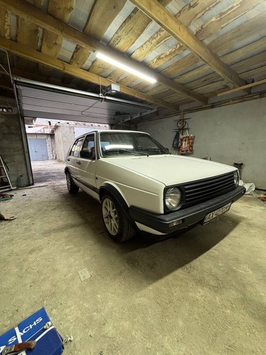 Продам Volkswagen Golf 2