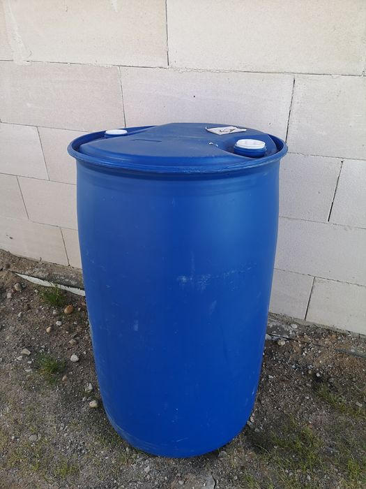 Beczka plastikowa 200 l