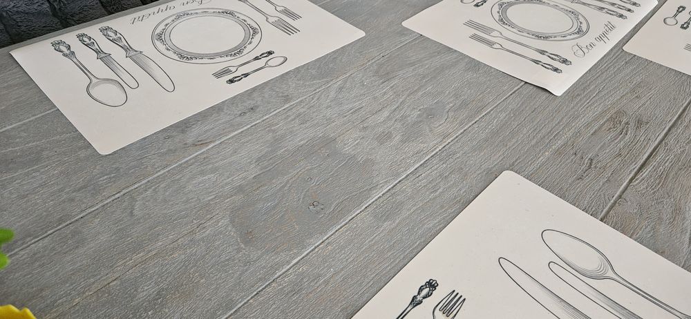 Piękny masywny stół Riviera Maison