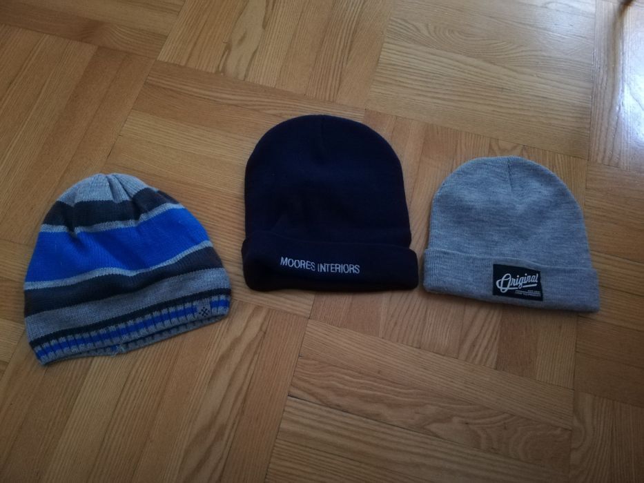 Czapka wiosenna 54 3 sztuki za 30 zł