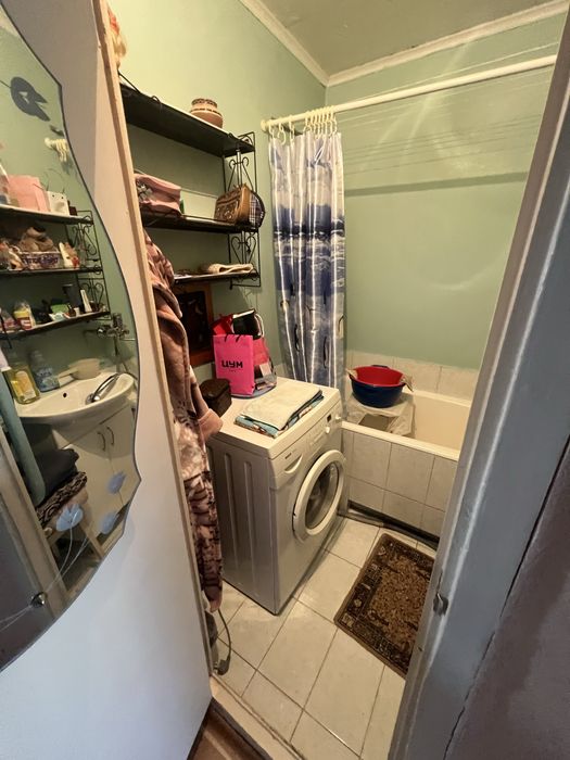 Сдаётся 1к кв Киеве 1500 грн
