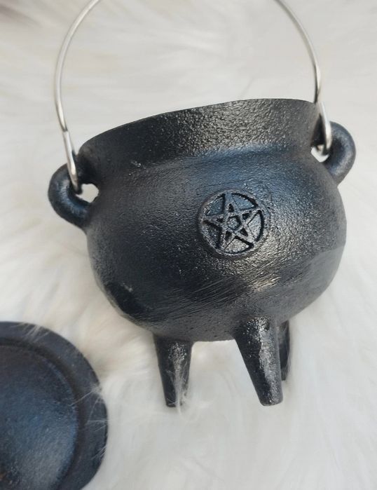 Caldeirão da Bruxa com pentagrama , panela de 3 pernas