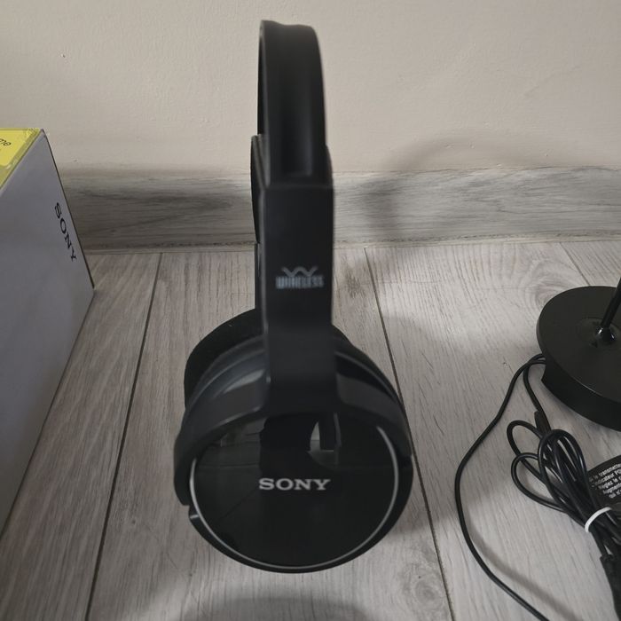 Słuchawki bezprzewodowe SONY MDR-RF810RK