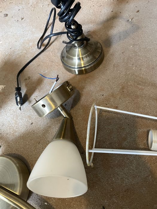 Lampa kinkiet lampka wynajem swiatlo żarowka