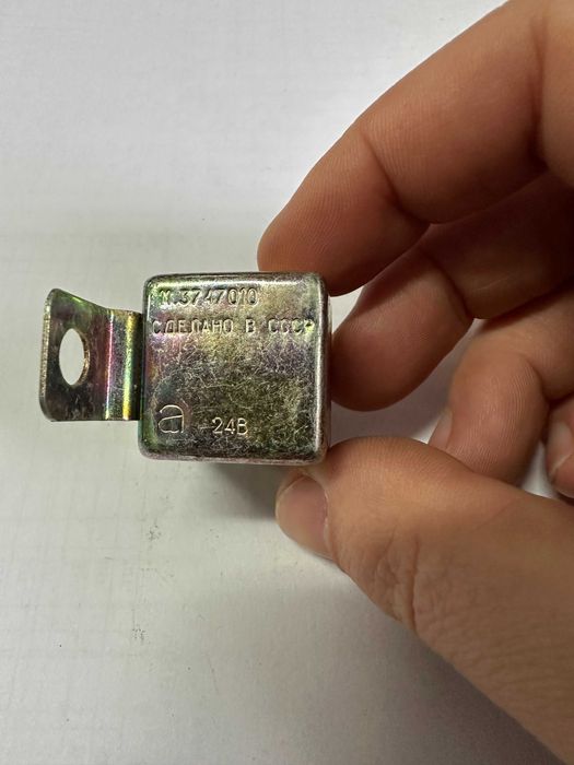 Реле света 24 Вт Новое СССР П.3747010  КамАЗ Зил