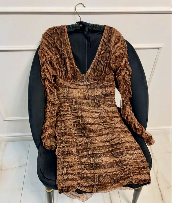 Сукня  zara для дівчини